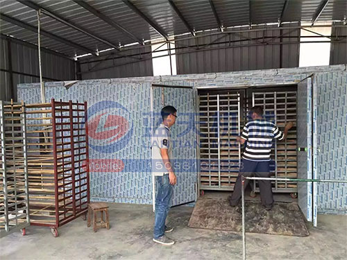 河北佛香烘干機(jī)用戶(hù)現(xiàn)場(chǎng)